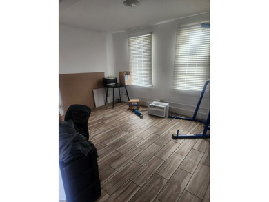 Attention Investors, and all Buyers -3 bedrooms, 1 full bath and - photo 4