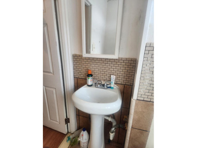Attention Investors, and all Buyers -3 bedrooms, 1 full bath and - photo 6