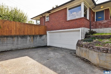 This Classic Cherry Hill home is a delight! Great layout with - photo 41