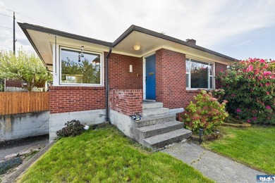 This Classic Cherry Hill home is a delight! Great layout with - photo 47