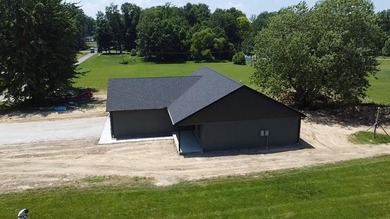 Brand New Construction Near the Lake! This beautiful 3-bedroom - photo 5