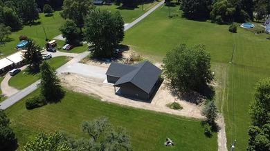 Brand New Construction Near the Lake! This beautiful 3-bedroom - photo 8