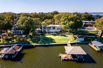 Cedar Creek Lake Home Sale Pending in Star Harbor Texas