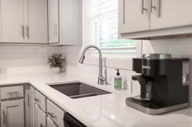 Beautifully remodeled home (2021) with Arkansas River views - photo 15