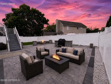 Completely reimagined, this exceptional raised ranch offers 3 - photo 21