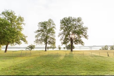 Beautifully remodeled home (2021) with Arkansas River views - photo 40