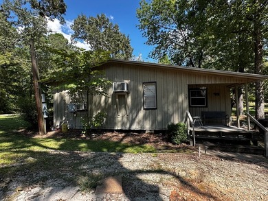 Escape to your charming lake getaway at Lake Sam Rayburn! This - photo 10