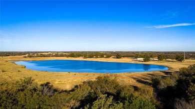 Finding nearly 1,000 acres of productive ranch land this close - photo 3