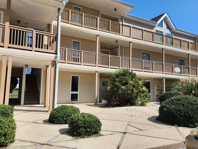 Welcome to this unique and versatile first-floor 2-bedroom - photo 2