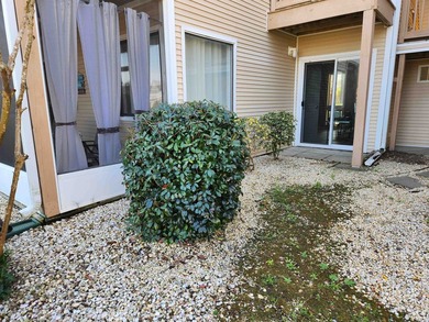 Welcome to this unique and versatile first-floor 2-bedroom - photo 7