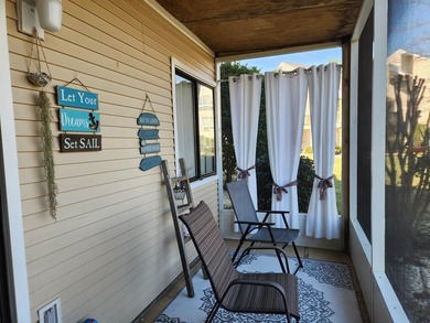 Welcome to this unique and versatile first-floor 2-bedroom - photo 8