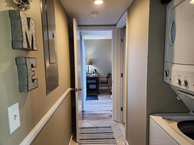 Welcome to this unique and versatile first-floor 2-bedroom - photo 10