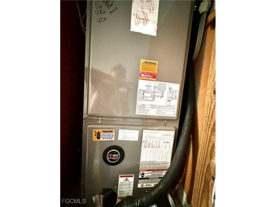 Looking for that fresh vibrant *move-in ready* energy? A RARE - photo 16
