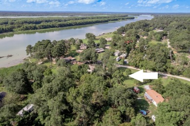 Lake Livingston & Trinity River 3/2 Move-In Ready Home - Lake Home For Sale in Trinity, Texas