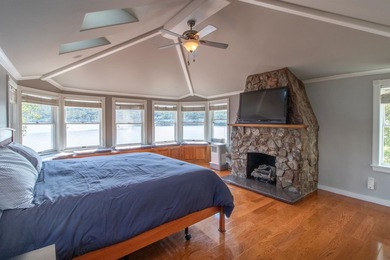 Phenomenal Crystal Lake setting for this exceptional property! - photo 20