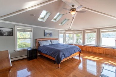Phenomenal Crystal Lake setting for this exceptional property! - photo 21