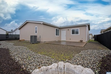 Welcome to this beautifully maintained Energy Star Built home in - photo 30