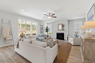 Located in the lakefront community of the Bluffs with a lovely - photo 44
