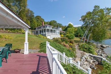 Phenomenal Crystal Lake setting for this exceptional property! - photo 48