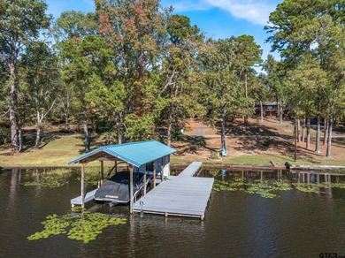 Discover the perfect blend of tranquility and style with this - photo 4