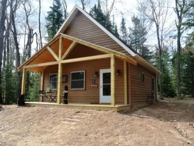 Moen Chain of Lakes Condo For Sale in Rhinelander Wisconsin