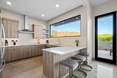 EQUITY GOLF MEMBERSHIP INCLUDED. Beautiful brand-new home - photo 16