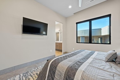 EQUITY GOLF MEMBERSHIP INCLUDED. Beautiful brand-new home - photo 36
