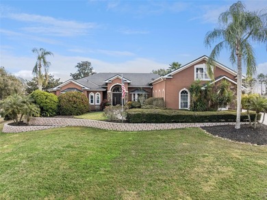 Lake Minnehaha Home For Sale in Clermont Florida