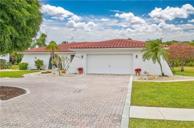Caloosahatchee River Home For Sale in North Fort Myers Florida