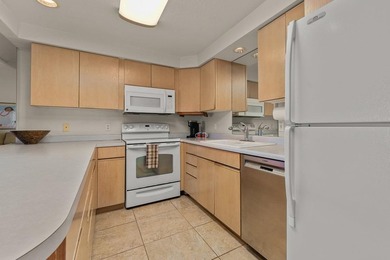 Discover a rare opportunity to own a 2-bedroom, 2-bath condo - photo 4