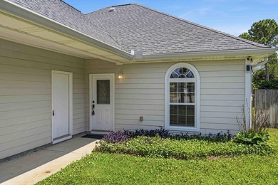 Recently updated Miramar Beach home on a cul-de-sac with a - photo 9