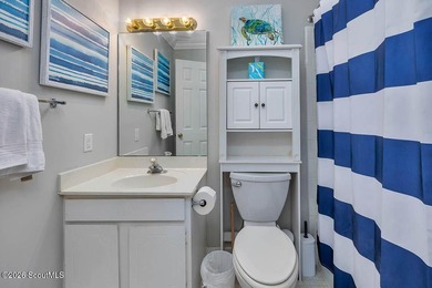 Renovated ground floor unit in Ocean Walk; located in the heart - photo 12