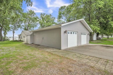 One of the nicest lots in McClelland's beach with plenty of - photo 21