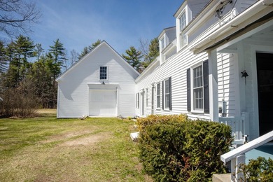 Some properties are simply rare. This one is a gem. Stretched - photo 22