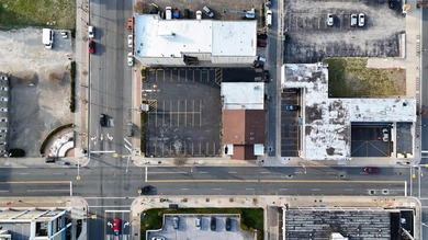 Prime opportunity to acquire a turnkey, income-producing surface - photo 4