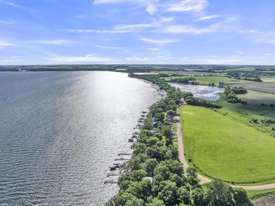 One of the nicest lots in McClelland's beach with plenty of - photo 25