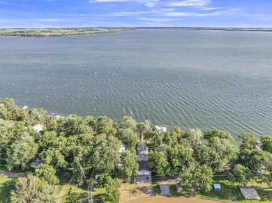 One of the nicest lots in McClelland's beach with plenty of - photo 28