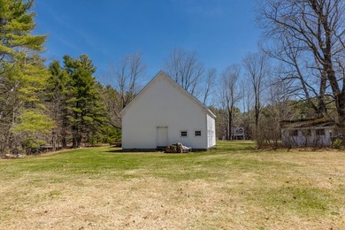 Some properties are simply rare. This one is a gem. Stretched - photo 34