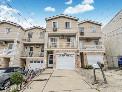 Wellbrook ave is 1 block from Bradley Ave & Between Brielle Ave - photo 1