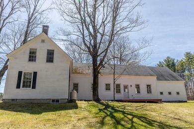 Some properties are simply rare. This one is a gem. Stretched - photo 42