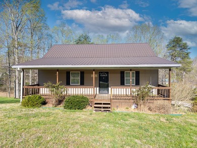 Welcome to your perfect getaway or full-time retreat in the - photo 1