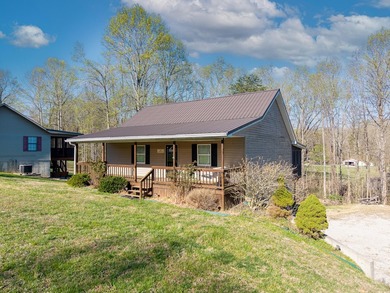 Welcome to your perfect getaway or full-time retreat in the - photo 3