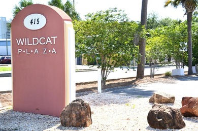 This unit boasts six separate offices plus a bathroom and a file - photo 8
