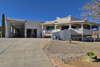Lake Home For Sale in Greenehaven, Arizona