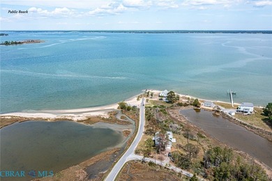 Enjoy the ideal blend of coastal and county living in this 3 - photo 45