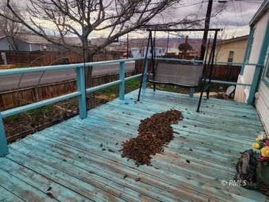 Welcome to 1 Amado St. in Lake Powell Mobile Home Village