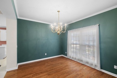 Don't miss this beautiful Westbrook home! This home is 3