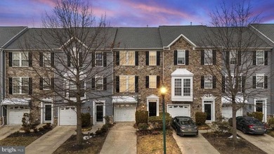 (private lake, pond, coastal) Townhome/Townhouse For Sale in Delanco New Jersey