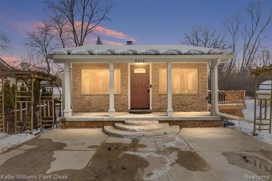 Lake Home For Sale in West Bloomfield, Michigan