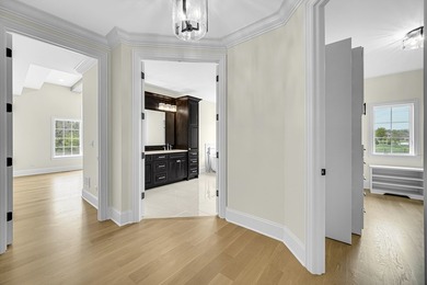 Welcome to this stunning custom-built new construction home - photo 15